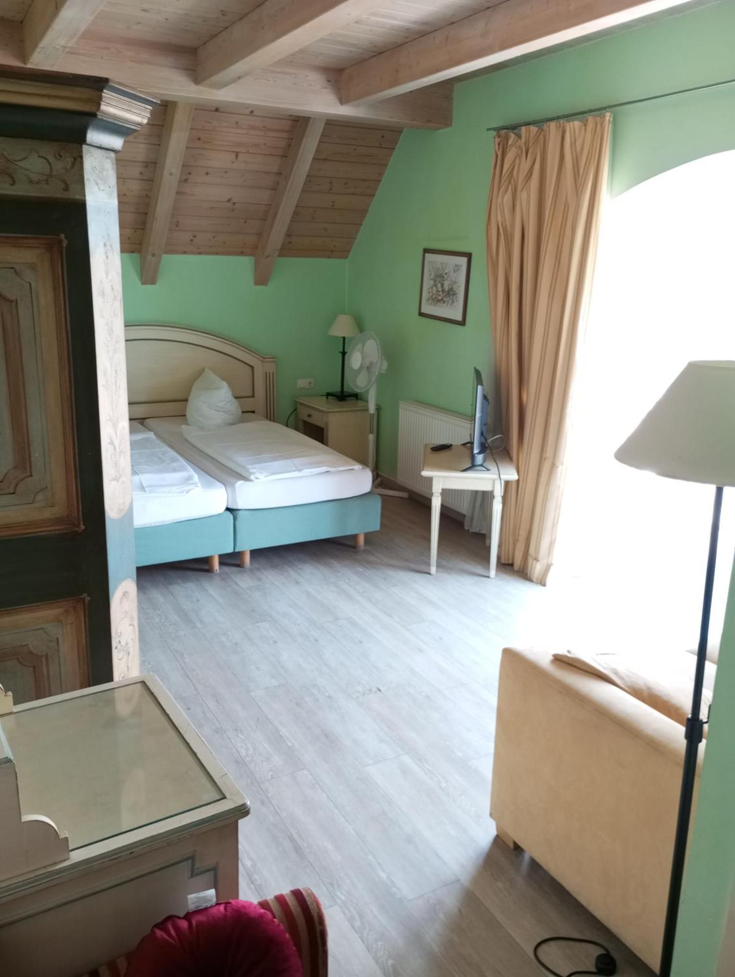 Hotel La Strada 3*