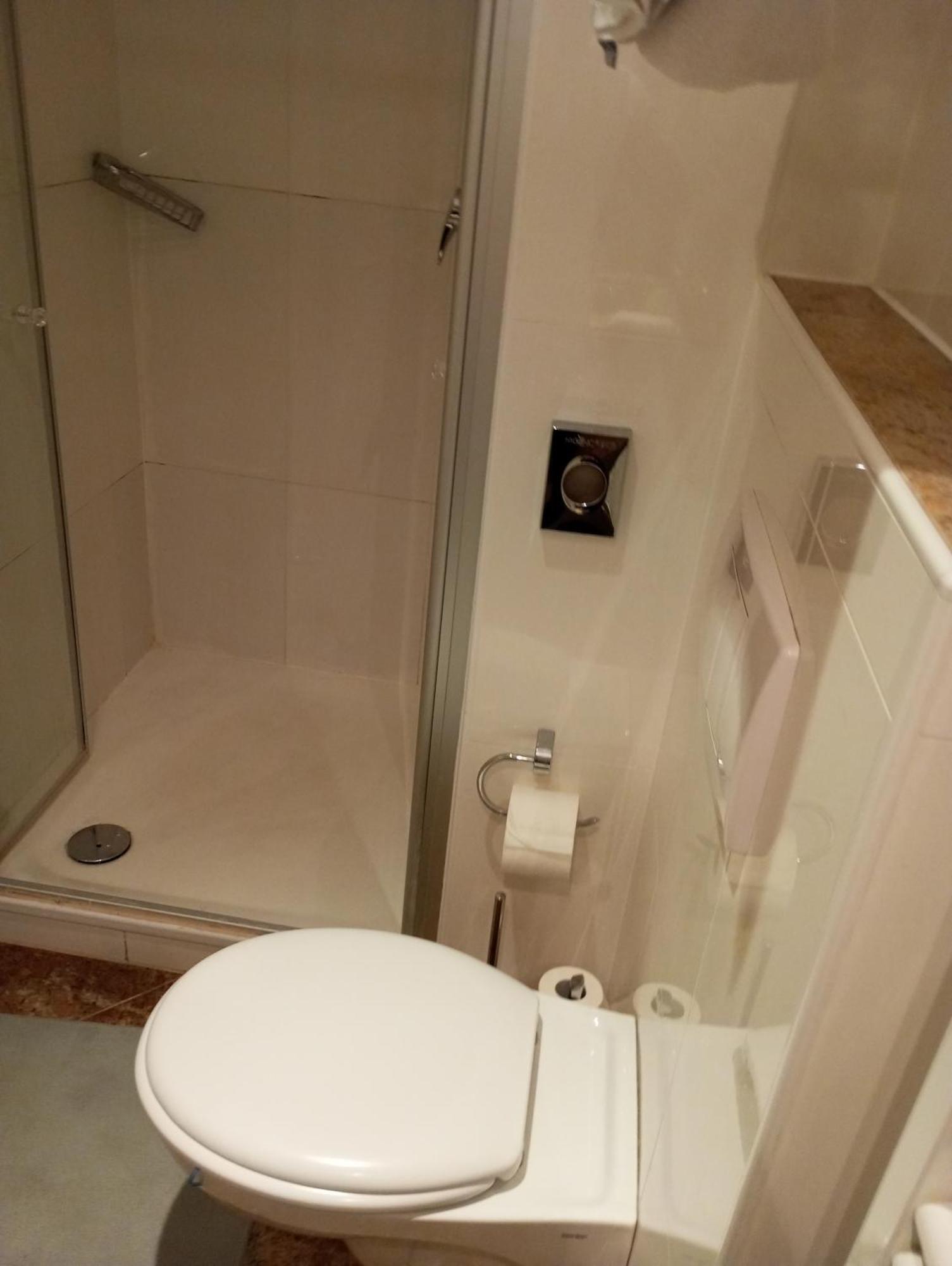 La Strada Hotel 3*
